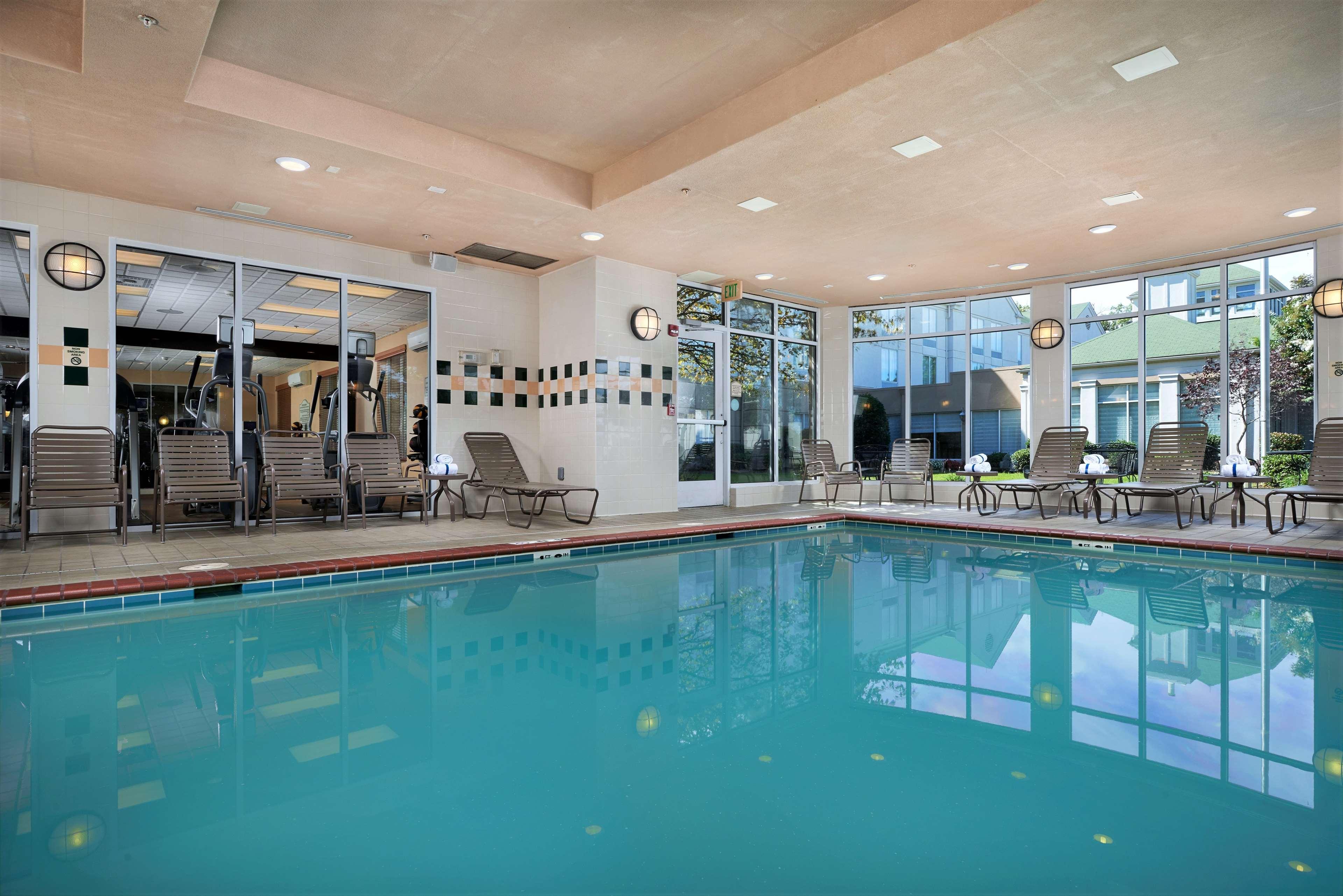 Hilton Garden Inn Newport News Luaran gambar