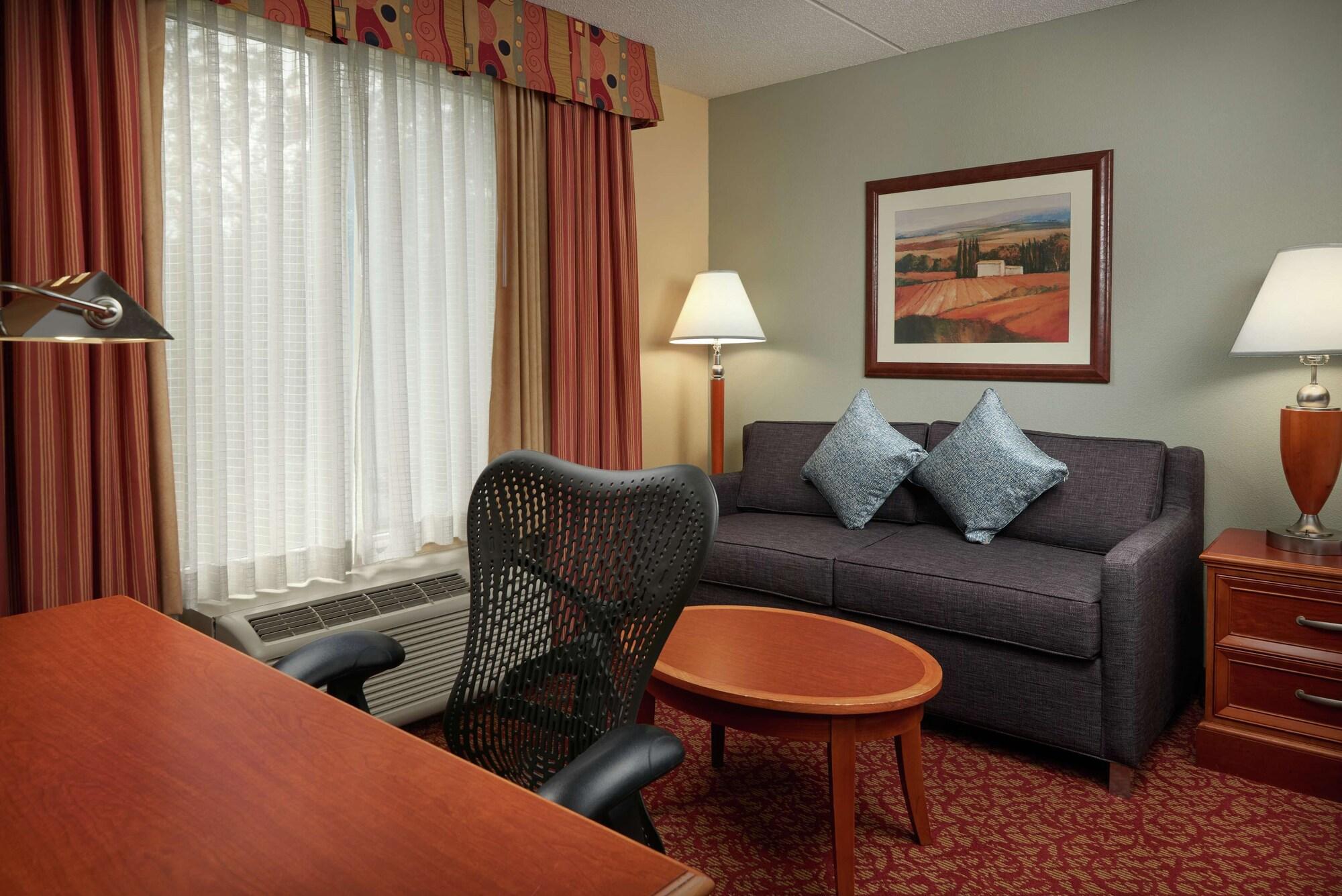 Hilton Garden Inn Newport News Luaran gambar