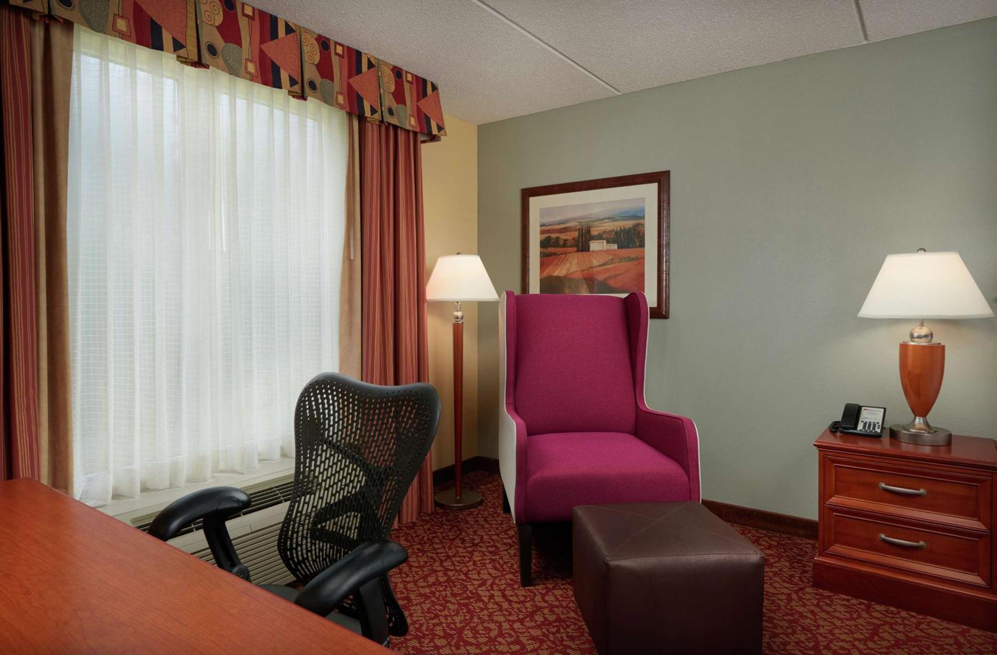 Hilton Garden Inn Newport News Luaran gambar
