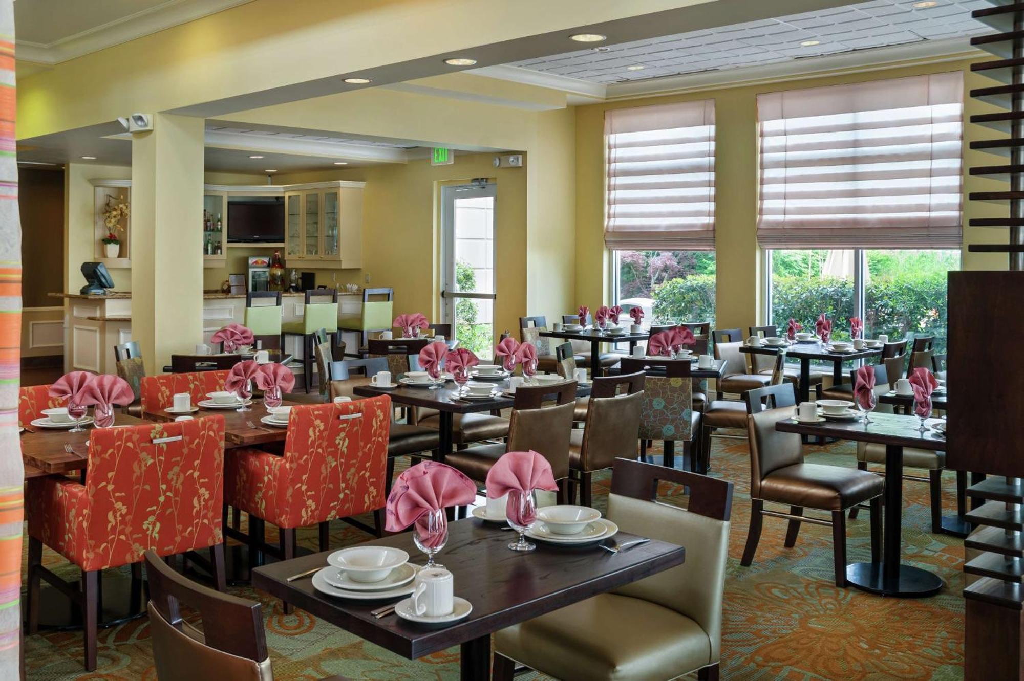Hilton Garden Inn Newport News Luaran gambar