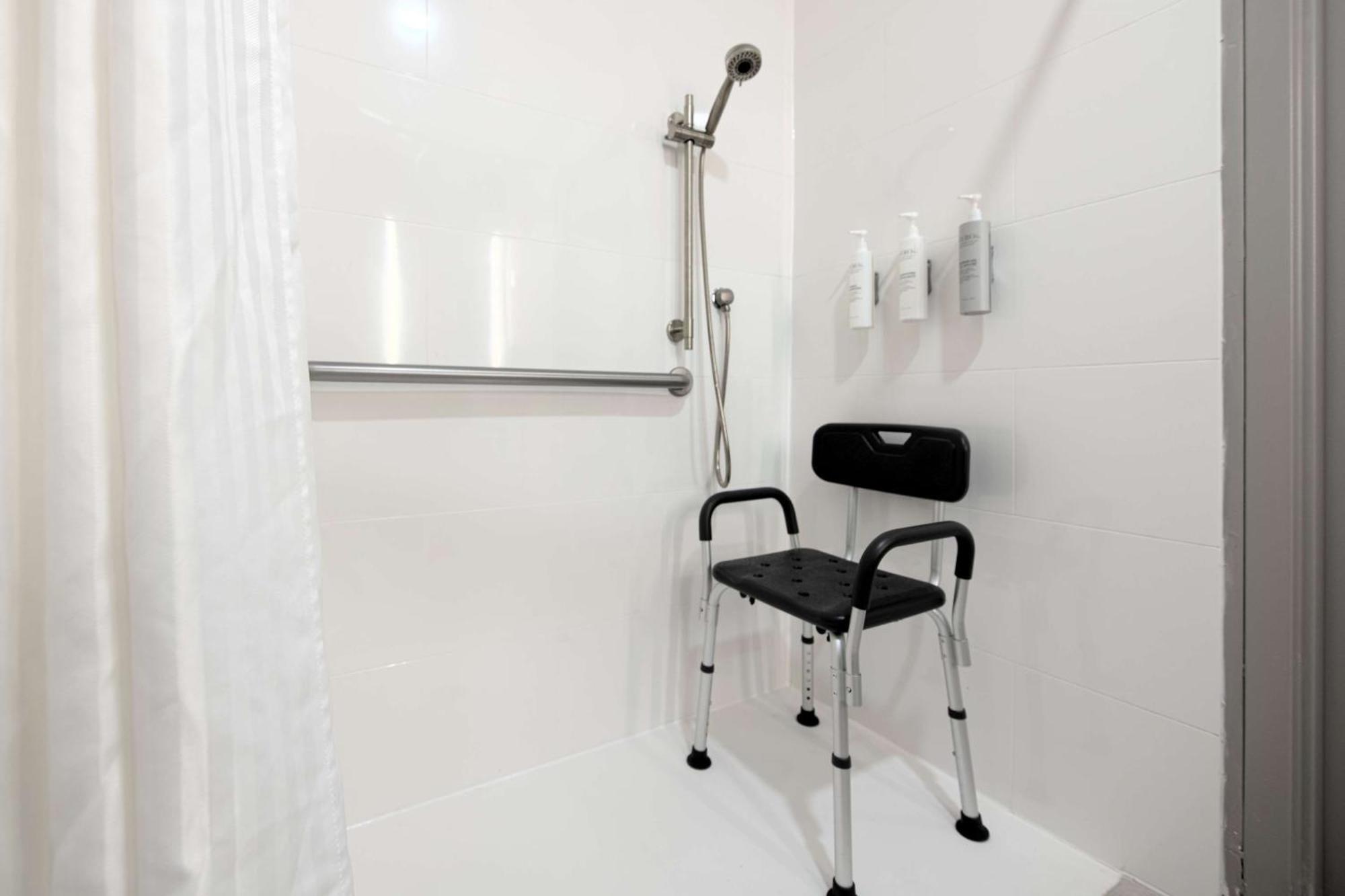 Hilton Garden Inn Newport News Luaran gambar