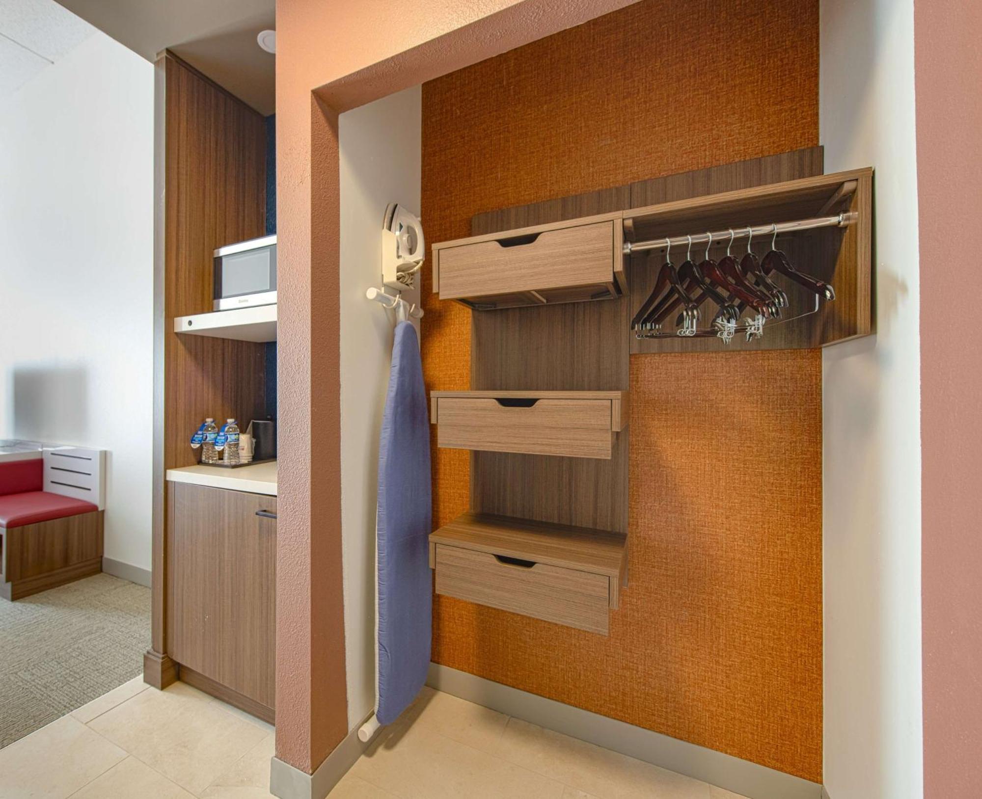 Hilton Garden Inn Newport News Luaran gambar