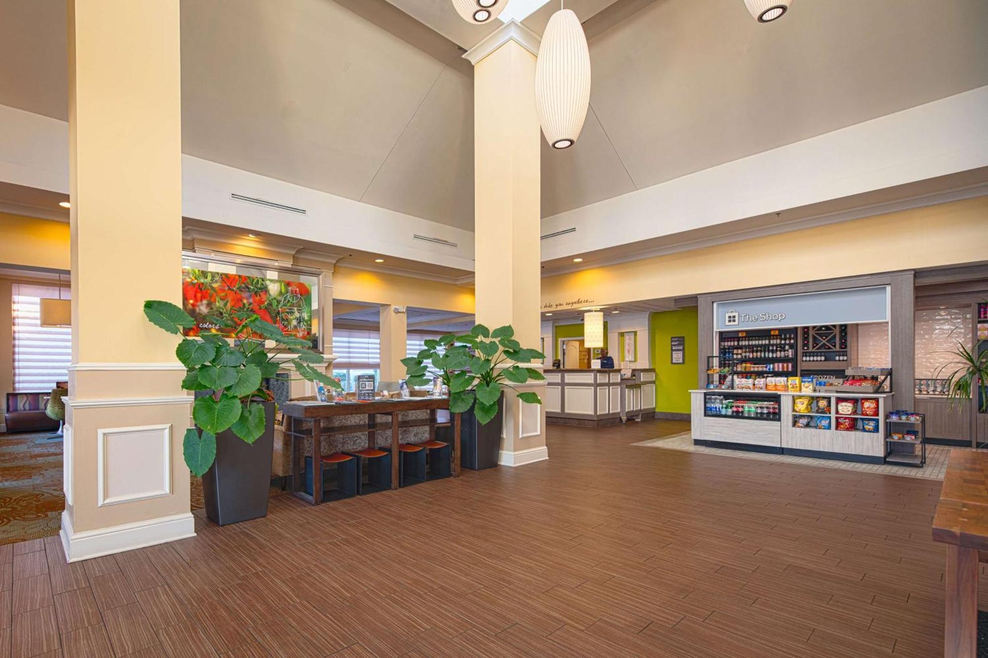 Hilton Garden Inn Newport News Luaran gambar