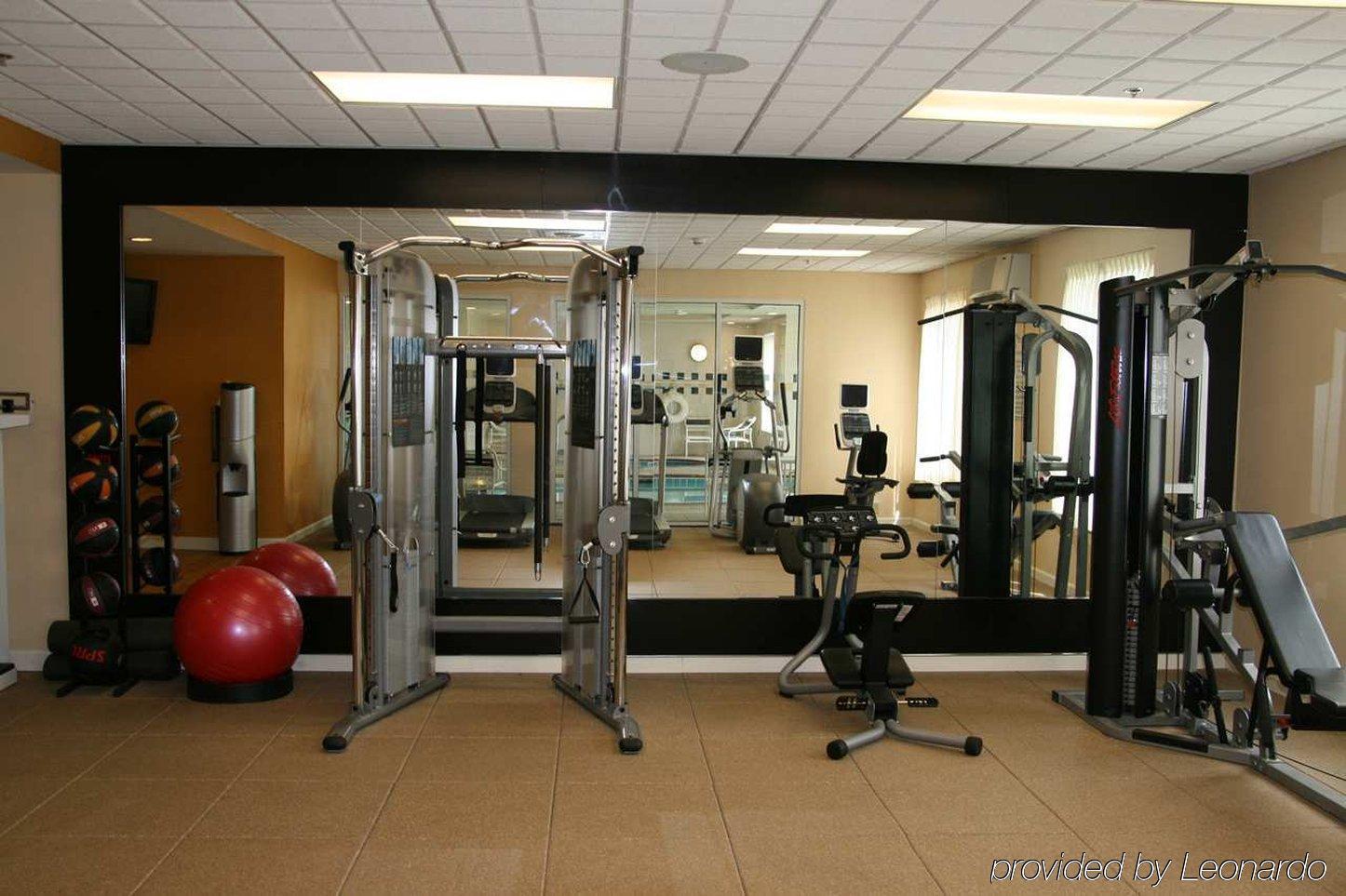 Hilton Garden Inn Newport News Kemudahan gambar